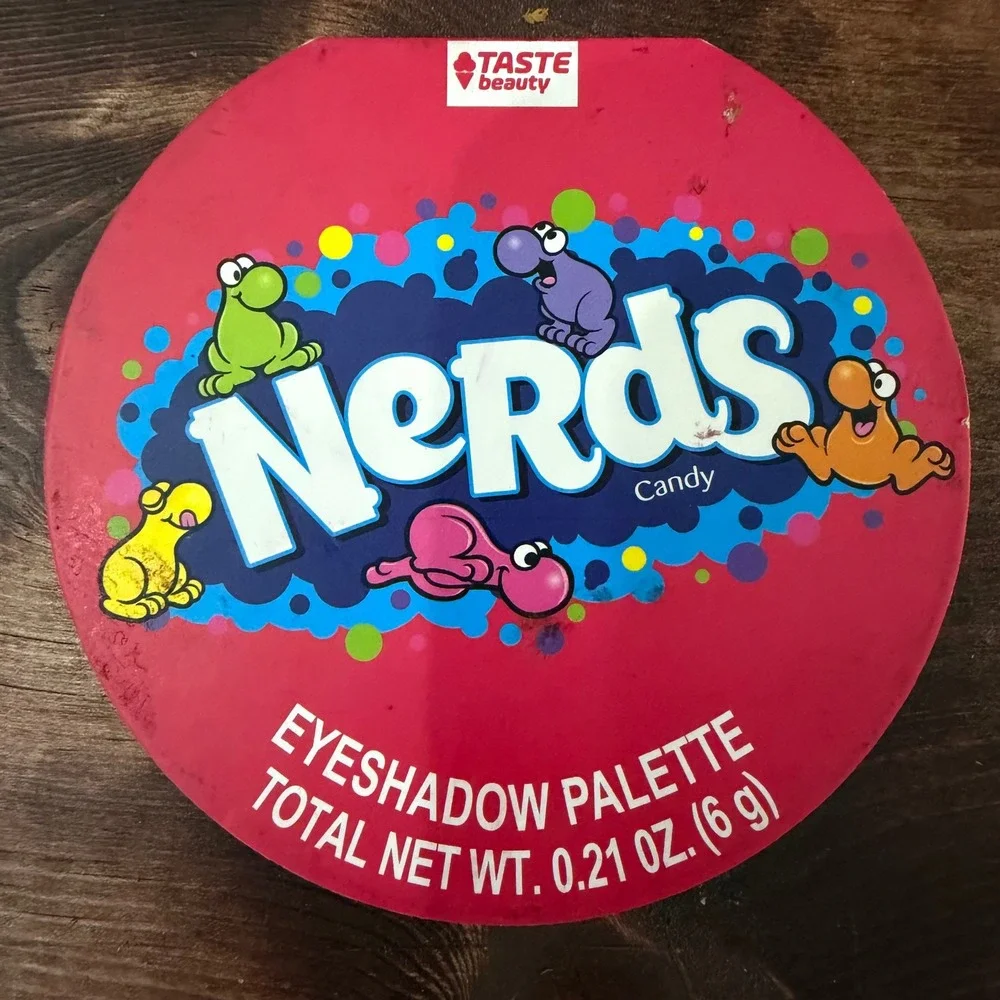 Taste Beauty Nerds Candy 9-Shade Eyeshadow Palette Vibrant Rainbow Colors New